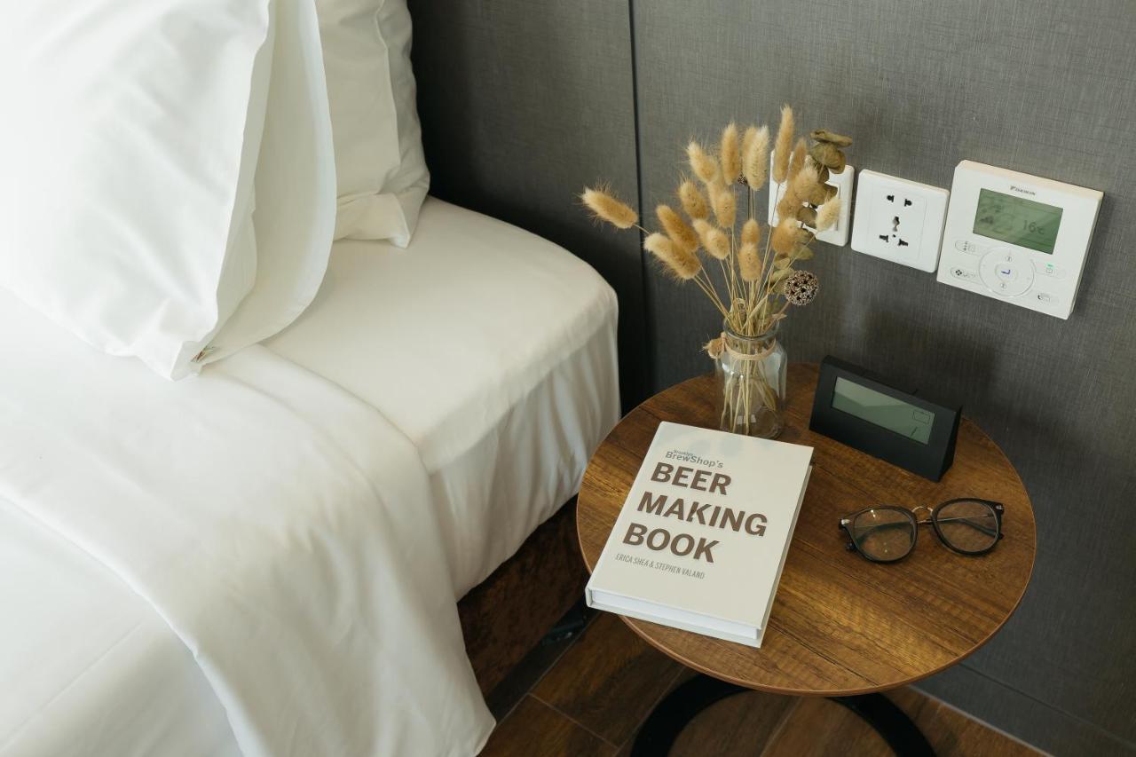 Em Oi Boutique Hotel Нячанг Экстерьер фото