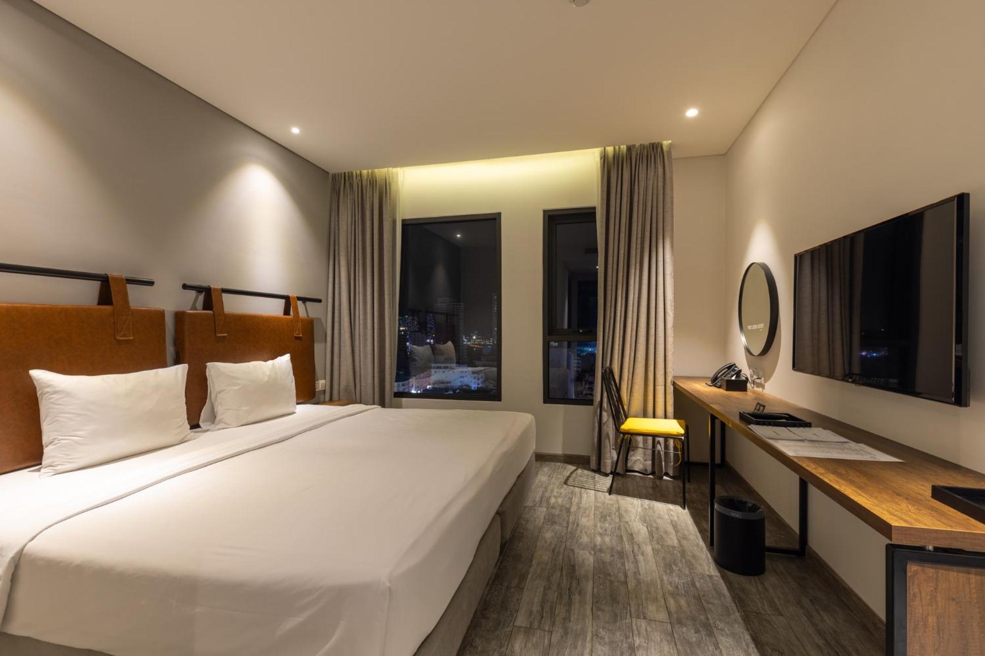 Em Oi Boutique Hotel Нячанг Экстерьер фото